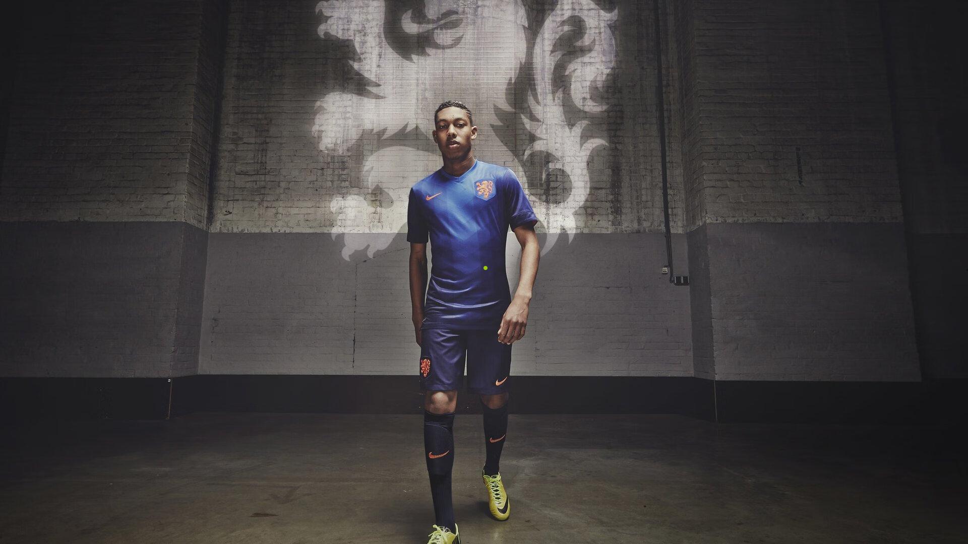 穆斯卡特公开力挺麾下国脚 直言编造故事是对球员的不尊重