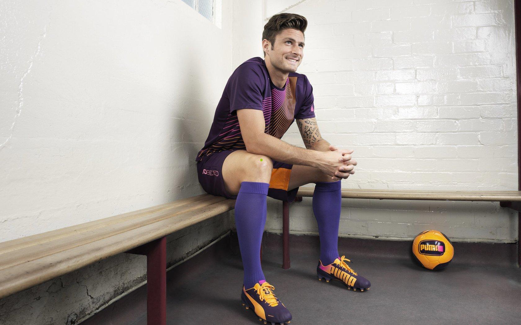 足协公布U18国足集训名单，广州队七名新星携手入围